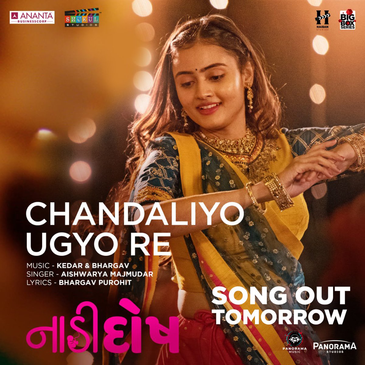 It’s Time to Sway to CHANDALIYO
Stay Tune With Shukul Studios Song Out Tomorrow !! 🎆🌅

Music : Kedar &amp; Bhargav.
Singer : Aishwarya Majmudar.
Lyrics : Bhargav Purohit.

<a href="/actoryash/">Yash Soni</a> <a href="/imjankibodiwala/">Janki Bodiwala</a> 

#NaadiDosh #Chandaliyo #SonyOutTomorrow