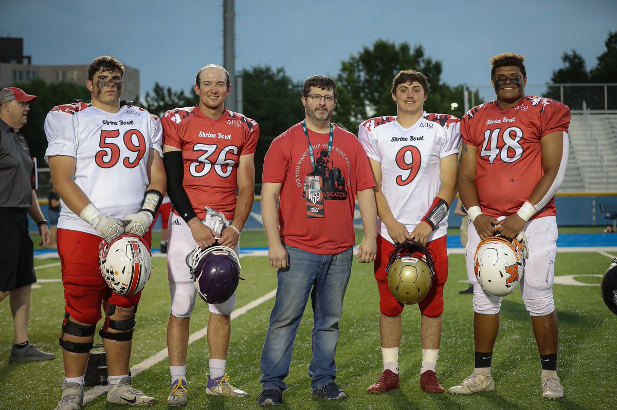 nebraskatok's tweet image. This journey has been amazing! I had the pleasure creating features, partner with them on my NebraskaTok Sock drive and go to these four players games in 2021 and finished it off at the @NEShrineBowl. Best of Luck to all of you @GriffyMini @CalebBusch2 @quademyers @KamdenDusatko