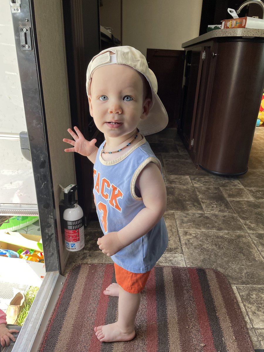 MoniquePayne19's tweet photo. Mama’s boy 😍 https://t.co/1DXtPHYtRz