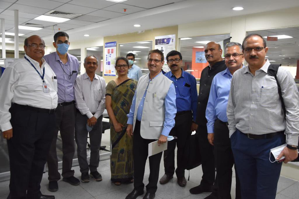 cdacindia's tweet photo. Shri Alkesh Kumar Sharma Secretary MeitY along with Senior officials from MeitY visited C-DAC Pune. Team appreciated RUDRA Server, Trinetra HPC Interconnect. 
PARAM SIDDHI AI, PARAM BIOINFERNO &amp; other HPC facilities commissioned having societal impact were complemented by them. https://t.co/uxSLHATgfU