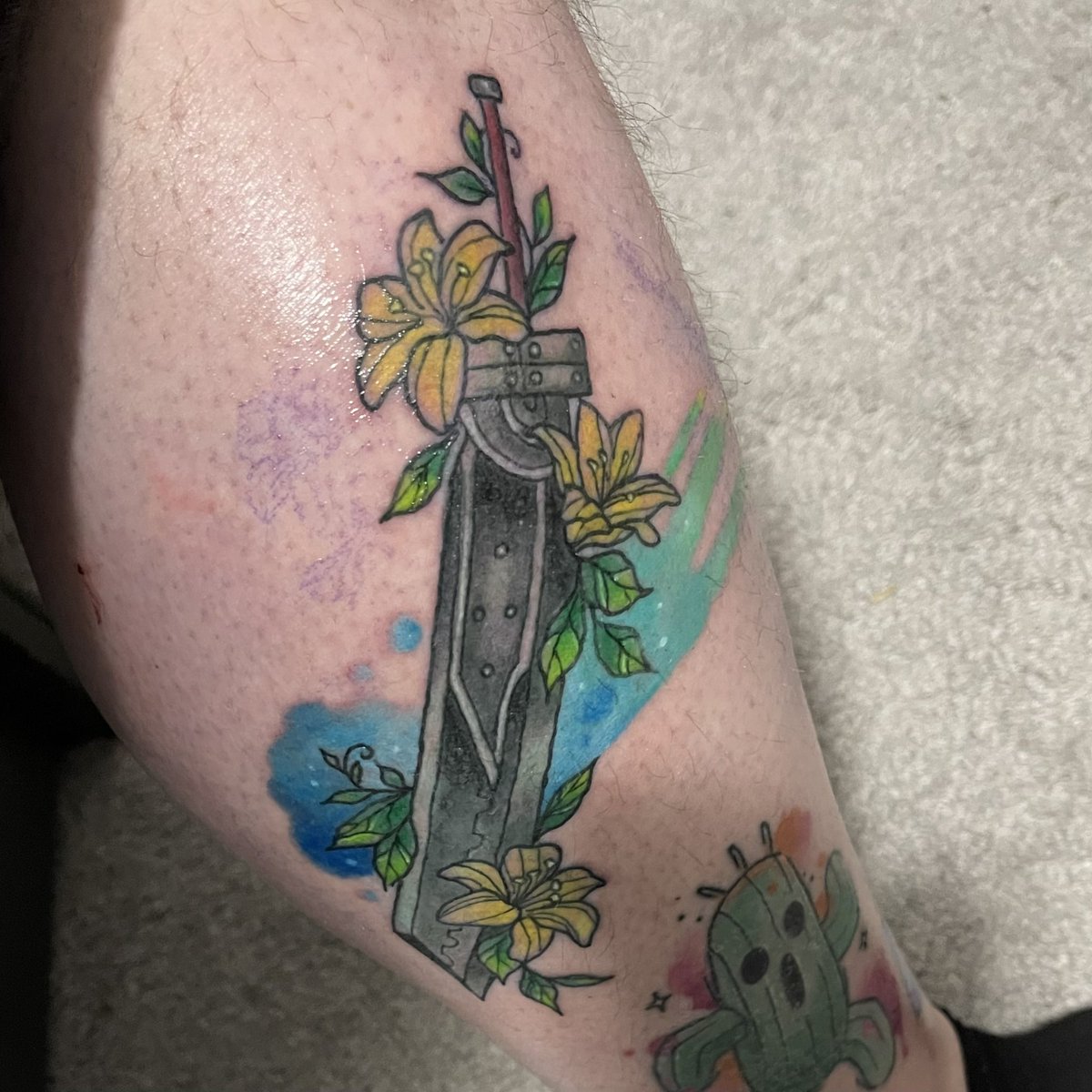Th3Vidiot's tweet photo. I really love these new watercolour #tattoos done by Tori at @HumanKanvas !! Such fun colours and the beginning to my homage to #videogames that have had an impact on my life!!! #muchlove #maximumdeadliness #videogametattoos https://t.co/DwUycc1Jmb