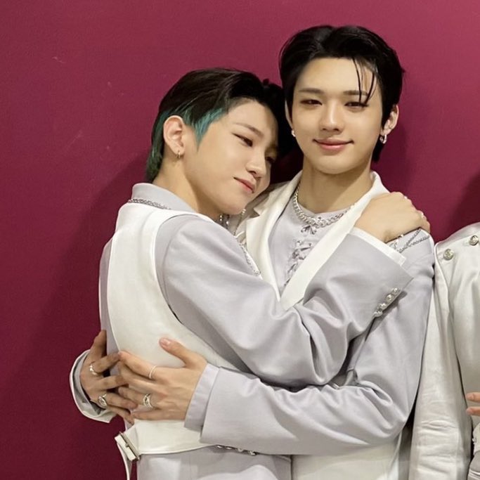 tnxteez's tweet photo. MY BABIES https://t.co/ybotQtdQ4p