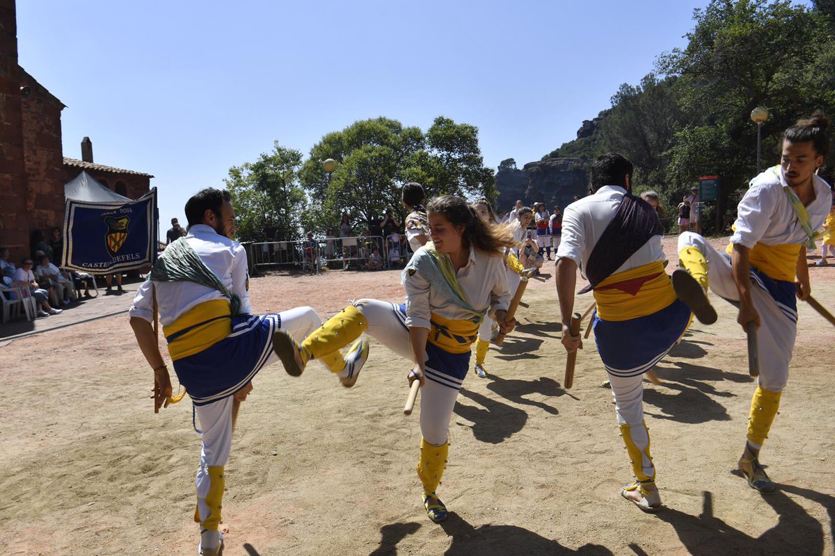 Aplec de Bruguers avui amb l’<a href="/ACPCast/">Agrupació de Cultura Popular de Castelldefels</a> i l’<a href="/ajbegues/">Ajuntament de Begues</a>