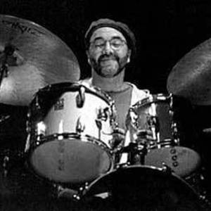 Jazz Birthdays  

Happy birthday to Peter Erskine!  