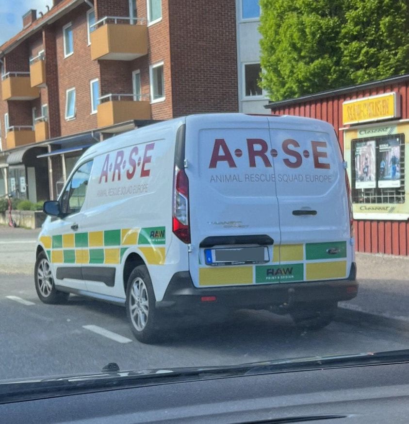 RoyleFamilyShow's tweet photo. Animal Rescue My Arse! https://t.co/yYeIu4y5s7