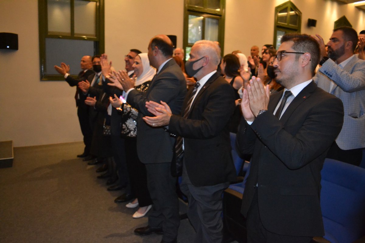 HectorHajjar's tweet photo. 2/2 مؤسسة الهادي التابعة لجمعيّة المبرّات الخيريّة @al_mabarrat ، جمعيّة @IRAP_Liban  المدرسة اللبنانية للضرير والاصمّ في بعبدا #LSBD ، وجمعيّة FAID. كما تعرّفوا على منتجات مجموعة من الجمعيّات الأخرى في معرض أُقيم داخل حرم المكتبة. https://t.co/YsAKkeX3ud