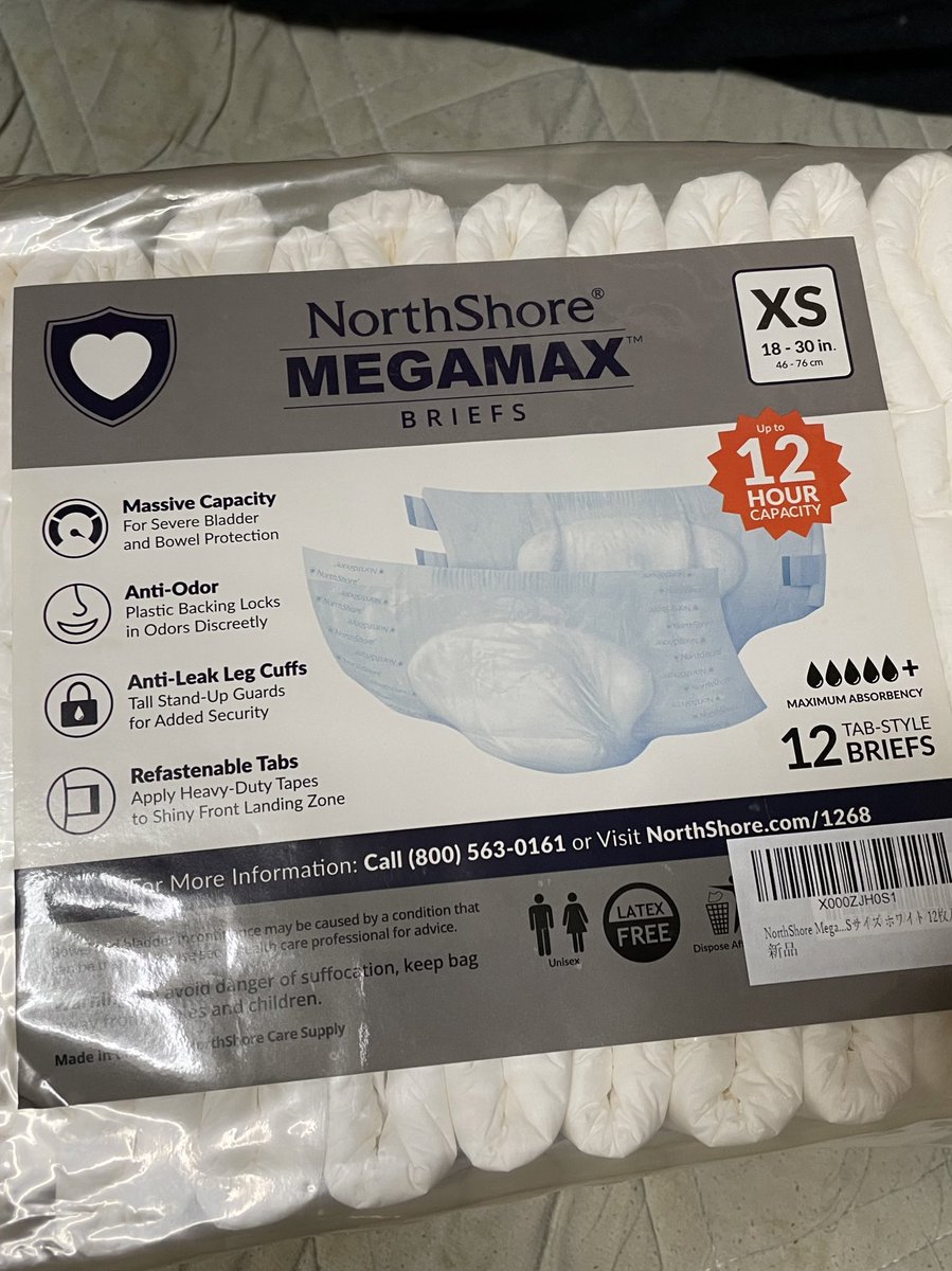 MiG_omutu's tweet photo. NorthShoreのMEGAMAX届いたー！
折角だし今度これ履いて映画でも観てこようかな笑 https://t.co/0NlwXW4hxB