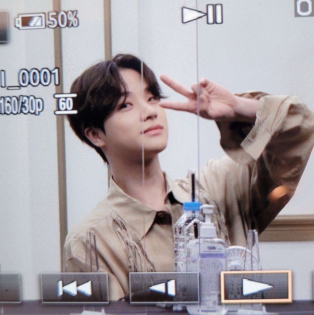 llet0207's tweet photo. 220605 #진환

귀엽고 이쁘고 다해서 죽겠어요 .. 힘들어요.. https://t.co/DlKaNYqcKi