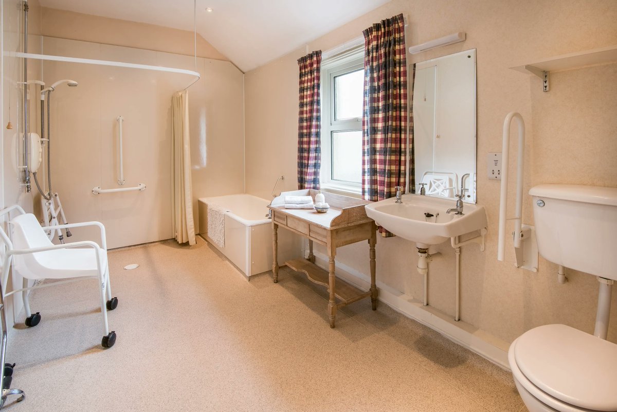 Handiscover tweet media