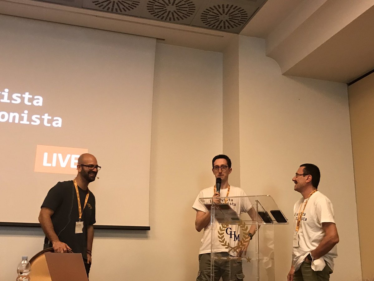 LucaCorbucci's tweet image. Intervista Pythonista live a #PyConIT2022.

@MrSantoni