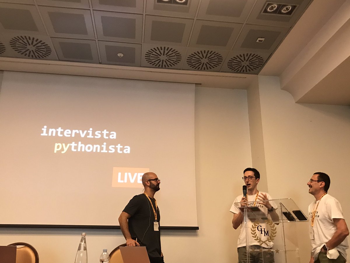 LucaCorbucci's tweet image. Intervista Pythonista live a #PyConIT2022.

@MrSantoni