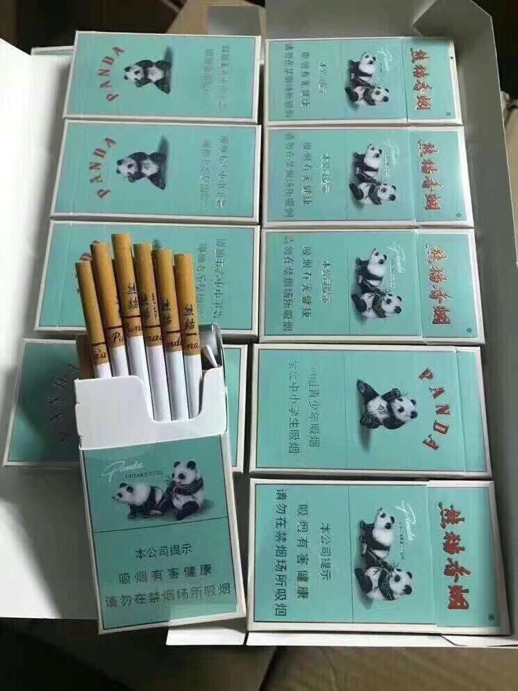 fugui86's tweet photo. 细枝绿小熊猫 https://t.co/tStFzcrV35