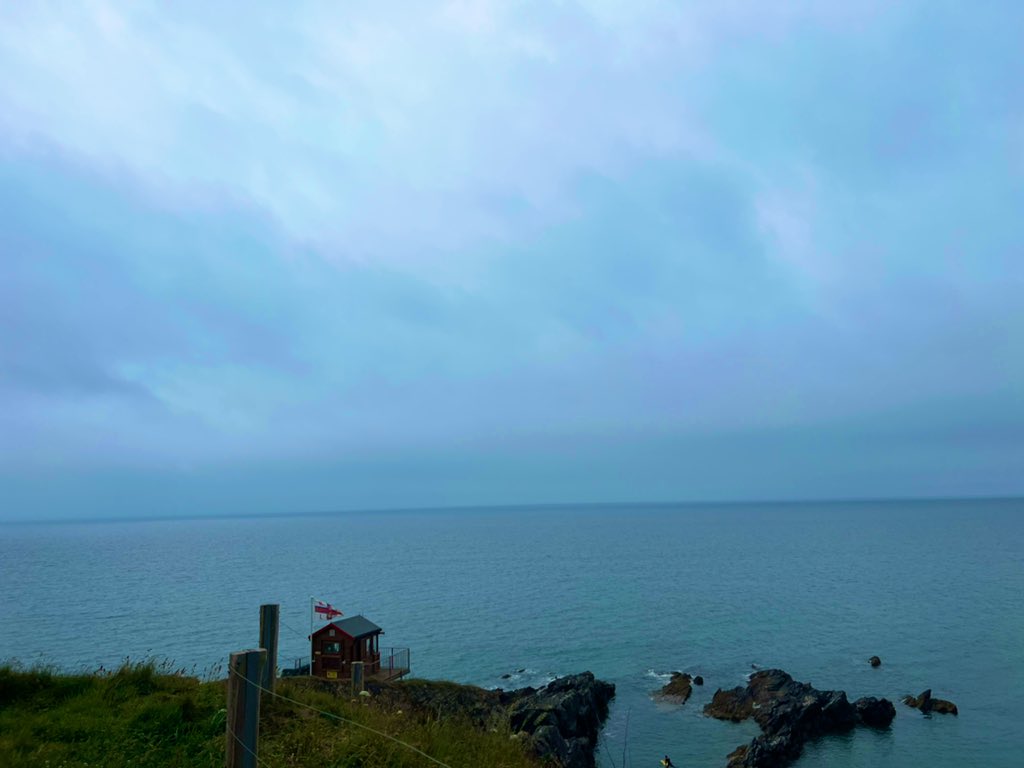 Quick trip to meet the <a href="/RNLI/">RNLI</a> lifeguards this morning 😃 thank you for keeping our beaches safe!
