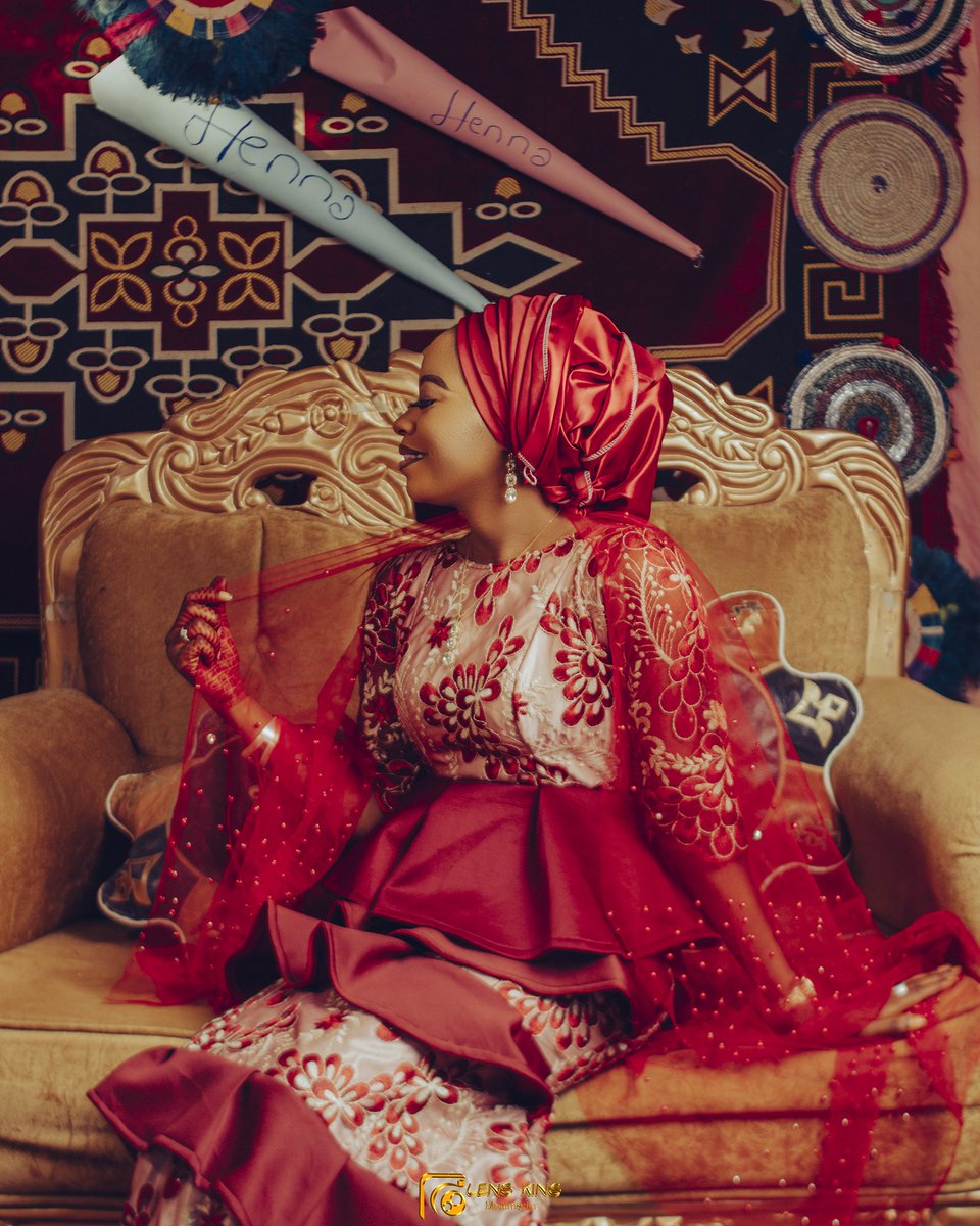 Lenskingmultim1's tweet photo. May the joy of your wedding be just the start of your incredible journey.

👰 #we #arewafamilyweddings #bellanaijaweddings #arewaweddings #abujawedding #northeast #weddinggown #toptags #weddinginspiration #bridalstyle #amazingdress #weddingmoments #nothern #fashiongram #gown https://t.co/RYJSgwb1sE