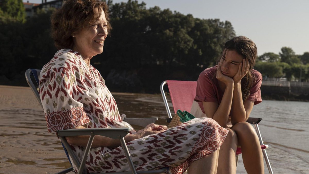 MartaAlberca's tweet photo. - “Todas esas vidas que no vives son siempre perfectas, son ideales. Pero en algún momento, hay que vivir la vida que te ha tocado”

Cinco lobitos de @AlaudaRuiz es de lo mejor que he visto en mucho tiempo y me apetecía escribir sobre ello ⬇️ https://t.co/ra4VAy6l5W