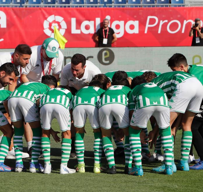 Pepelias17_'s tweet photo. 🟢El #RBBAlevinA finaliza 4º en la presente edición de #LaLigaPromises tras perder 0-2 con el Espanyol el partido por el tercer puesto. En semifinales cayó 0-1 con el Valencia. Ambos partidos los dominó, pero no pudo con las defensas rivales https://t.co/Iqy5bA2iCb