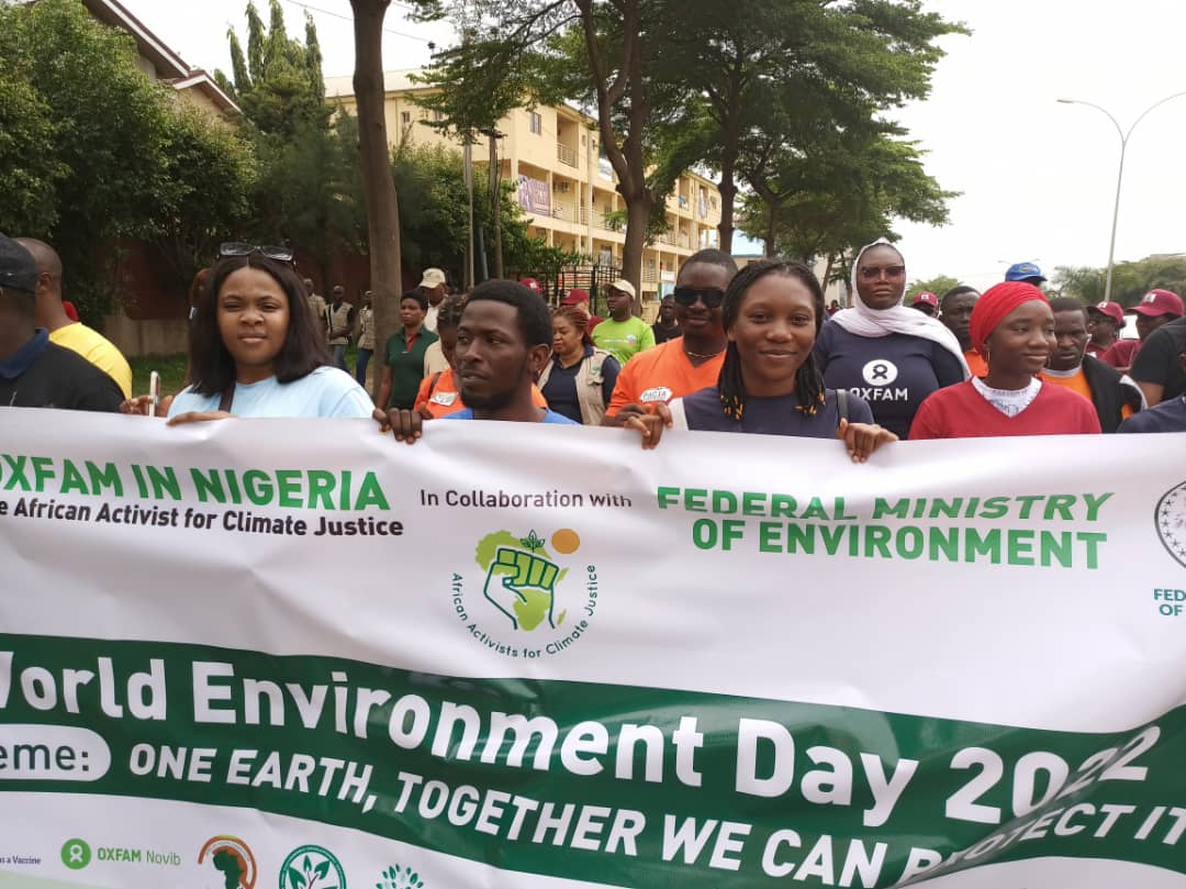 VincentAhonsi's tweet photo. One #Earth together we can protect it.

#WorldEnvironmentDay #EarthDay #environmentday2022 https://t.co/ehlCv5KANu
