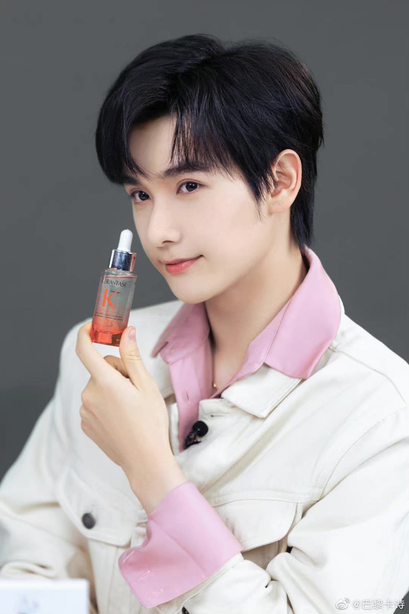 allarea_ent's tweet photo. “นาย INTO1” ได้รับเลือกเป็นพรีเซนเตอร์ผลิตภัณฑ์ชื่อดังฝรั่งเศส หยิบจับอะไรก็ปังไปหมด สมแล้วที่ฮอตจนติดทั้งเทรนไทย และเทรนโลก!! 

อ่านต่อ : https://t.co/jdPx3FBoWJ 

#INTO1Nine #นายท่านกรชิต #INTO1 #INTO1GaoQingchen #PK618LiveXNine https://t.co/QSAFnBacmU