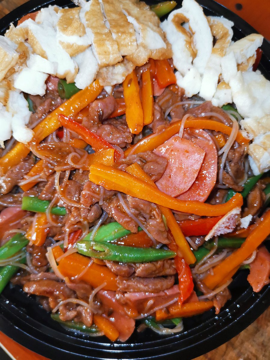 bewokasiankd's tweet image. Our 3 bestsellers!
Szechuan Fried Noodles: ₦3300
General Tso’s Chicken w/rice: ₦3700
Chicken breasts in Hoisin Sauce w/rice: ₦3700
We are taking orders for lunch and dinner.

📍 Kaduna

Please retweet 🤗