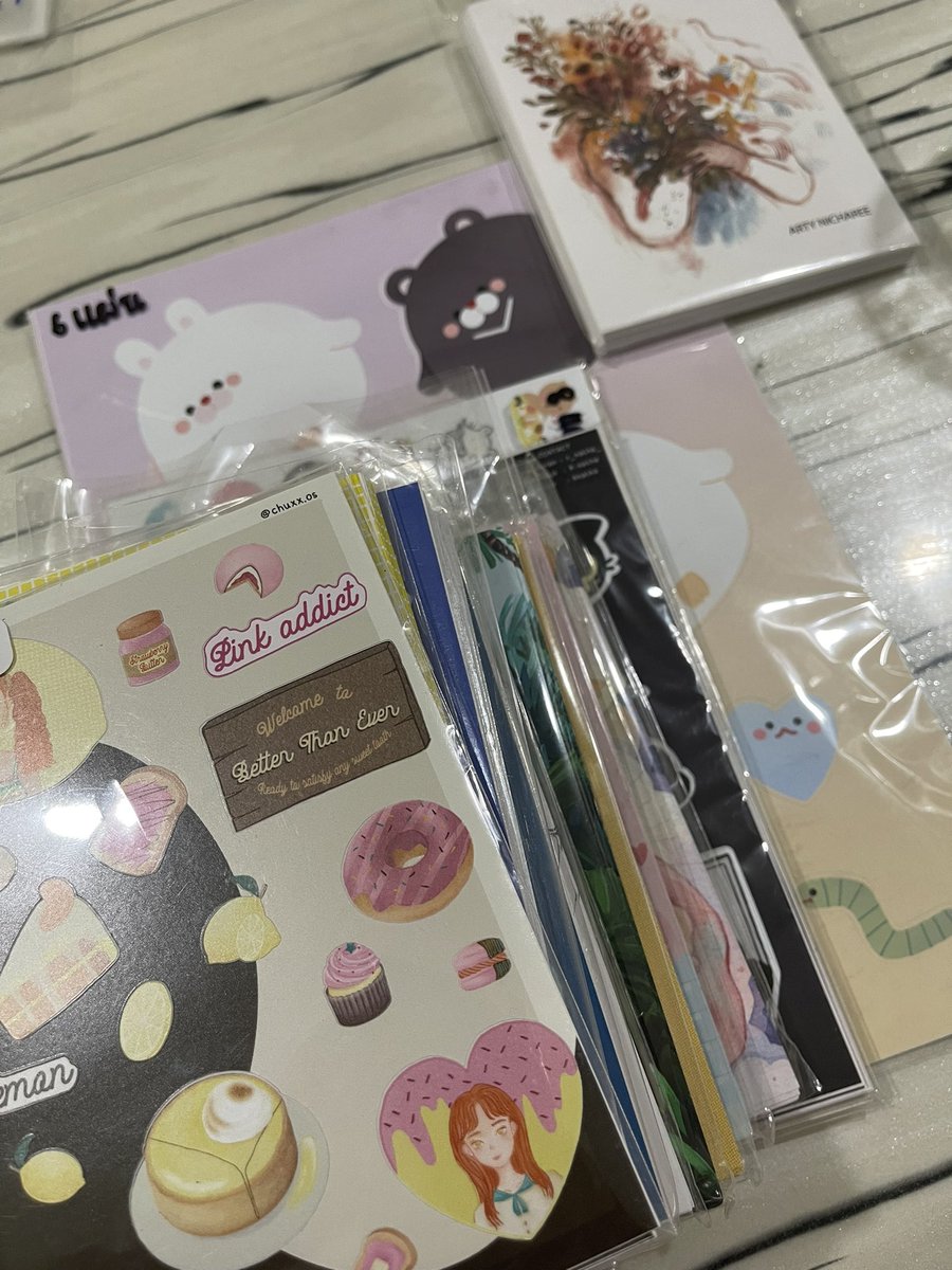 ประกาศจากทีมงาน ขออภัยในความล่าช้า 
เนื่องจากผู้จัดมีภารกิจในการสอบยื่นศึกษาต่อทำให้ทุกอย่างล่าช้า 
-ผลงานที่ผลิตเกินจะส่งกลับคืนฟรีให้ทางศิลปินภายในเดือนกรฎาคม
-และเงินบริจาคจะนำไปบริจาคช่วงเดือนสิงหา 
ศิลปินสามารถแจ้งชื่อที่อยู่ให้ทางทีมงานได้ทาง Thailandartsfestival@gmail.com