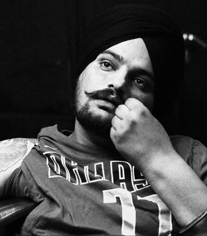 Divu_0001's tweet photo. We want justice for @iSidhuMooseWala 💔#forverlegend  #5911 Legends will be missed forever💔💔💔 https://t.co/saitefQ055