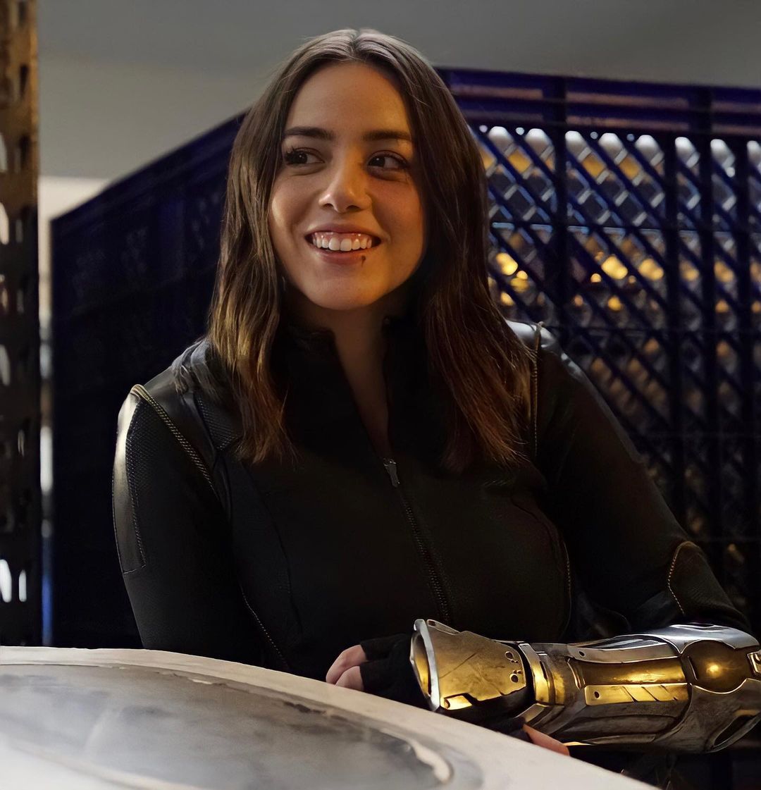 LorelaiGarola's tweet photo. Do it for her.
#KeepMarvelTVCanon
#ChloeIsMyQuake
#SaveQuake
#SaveTheAgentsofSHIELD
#AgentsofSHIELD https://t.co/y18RrIBBgx