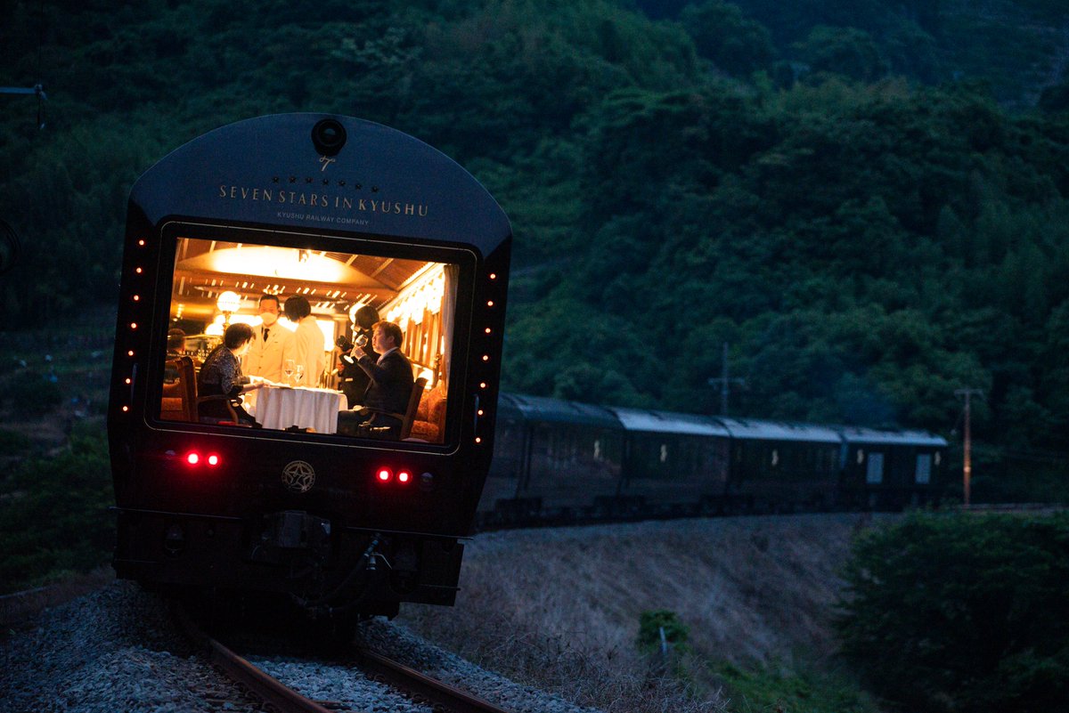 ทาคุมิ tweet media