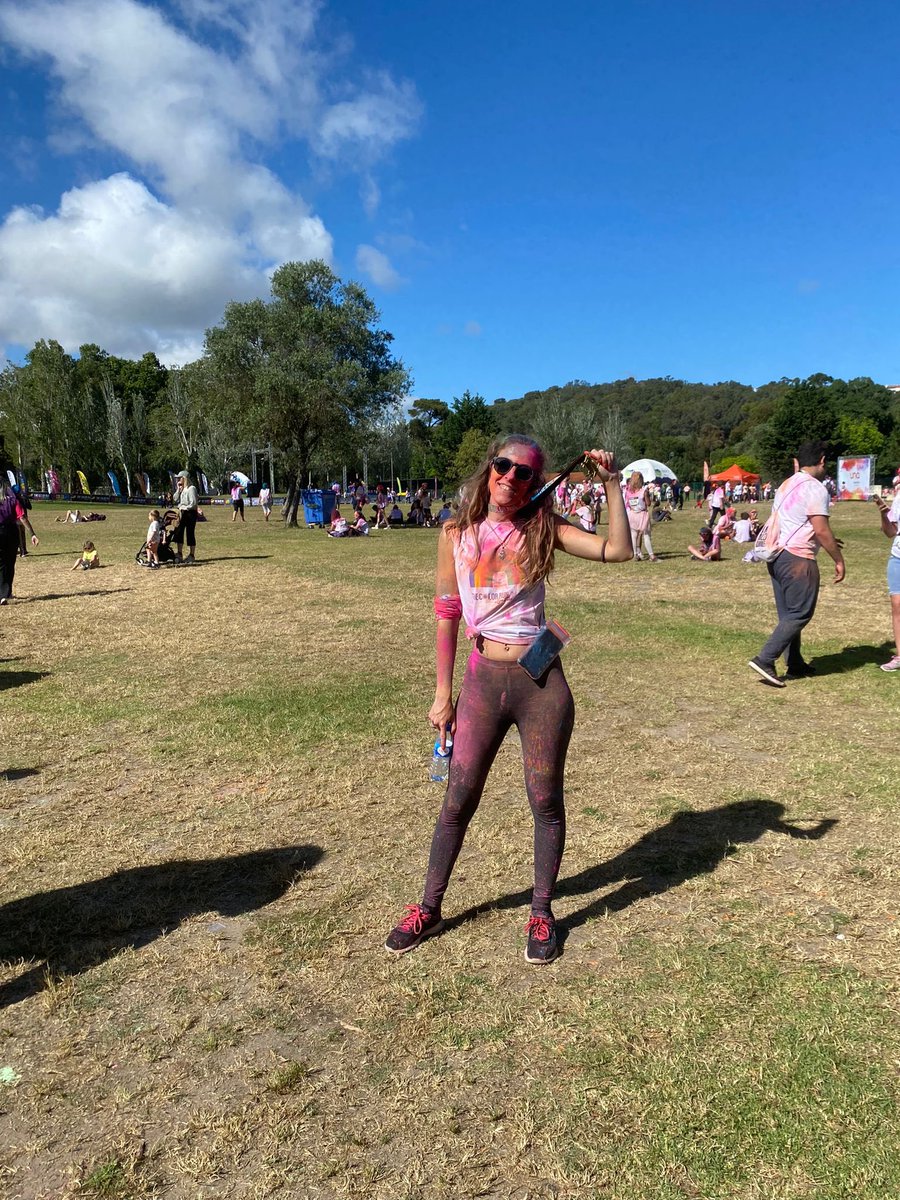 Catandthestars's tweet photo. Antes e depois 🌈🥇🥳 #colorun #jamor #weekendvybes https://t.co/PXiCKlj6Ld