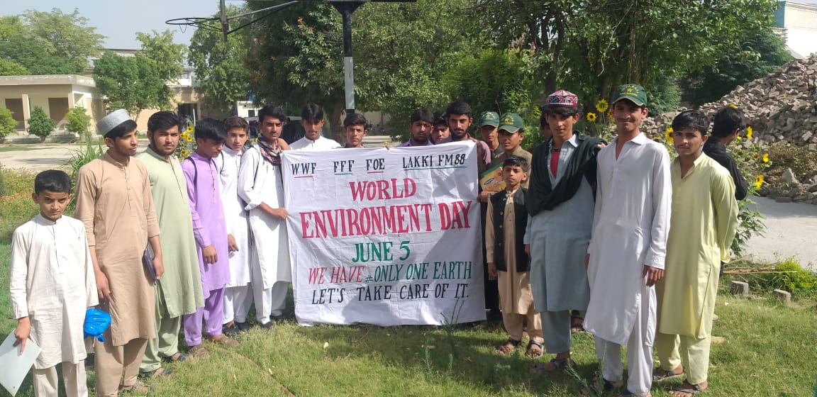 Fridays4FutureP's tweet photo. #WorldEnviornmentDay is not a symbolic presence of care towards our mother earth, It is a responsibility to consider each day an environmental Day.
#climatechange @GretaThunberg @Fridays4future @ClimateChangePK https://t.co/Bgwzv1QXxH