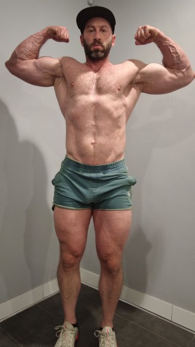 Double bi. https://t.co/Ijfaw554E1