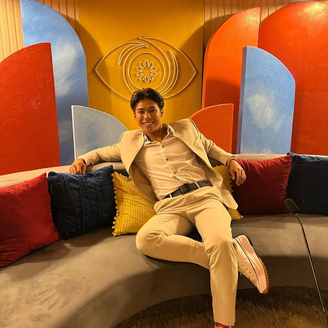 MichaelVerArmy's tweet photo. [ 𝐌𝐢𝐜𝐡𝐚𝐞𝐥'𝐬 𝐋𝐚𝐭𝐞𝐬𝐭 𝐈𝐆 𝐏𝐨𝐬𝐭 ]

"Balik Bahay🏠 " - Michael✨

#MichaelVerComaling 
#PinoyBigBrother
#PBBKumunitySeason10 https://t.co/UFvl8ig2Rq