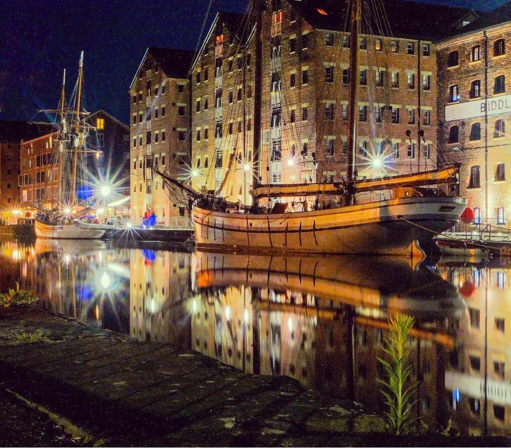 PNGPhil's tweet photo. Wishing everyone a fabulous final day of this Jubilee weekend, whatever the weather brings! Hope you've been able to appreciate @glostallships at some point ⛵⛵⛵
#igersglos #glshooters #discoverglos #reflectagram #ships #tallships #visitbritain #your… https://t.co/sY6e9GGfPU https://t.co/BApH3QBZpa