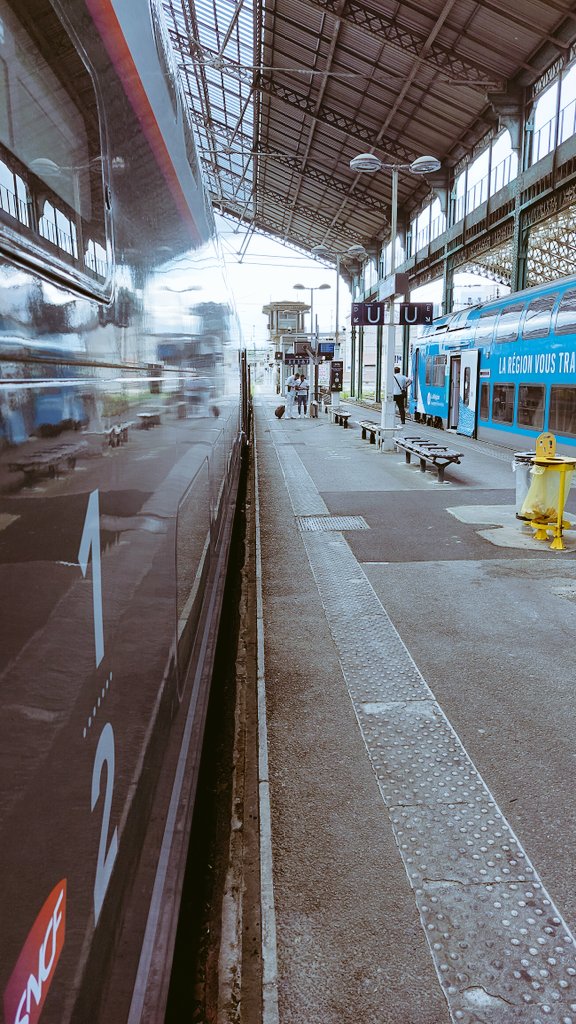 Matthieu_Compin's tweet photo. Retour à #Toulouse après un @DefInSpace 2022 sur #Lyon 🚀🛰📡🔭
Bilan très positif, un magnifique accueil, une organisation top de l'@IESD16, 200% de plaisir mais quelques heures de sommeil 🙃
RDV à la grande finale le mardi 28 juin #ParisLaDefense
#DefInSpace2022 https://t.co/XTHWyQgZH2