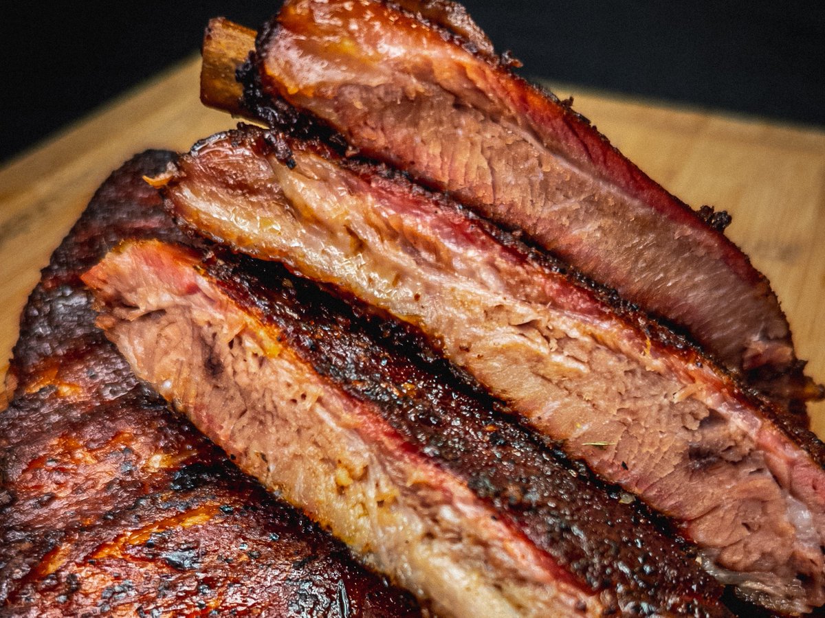 We're back open today at 3:00 after a long, long, long week of catering!

Can't wait to see you soon!