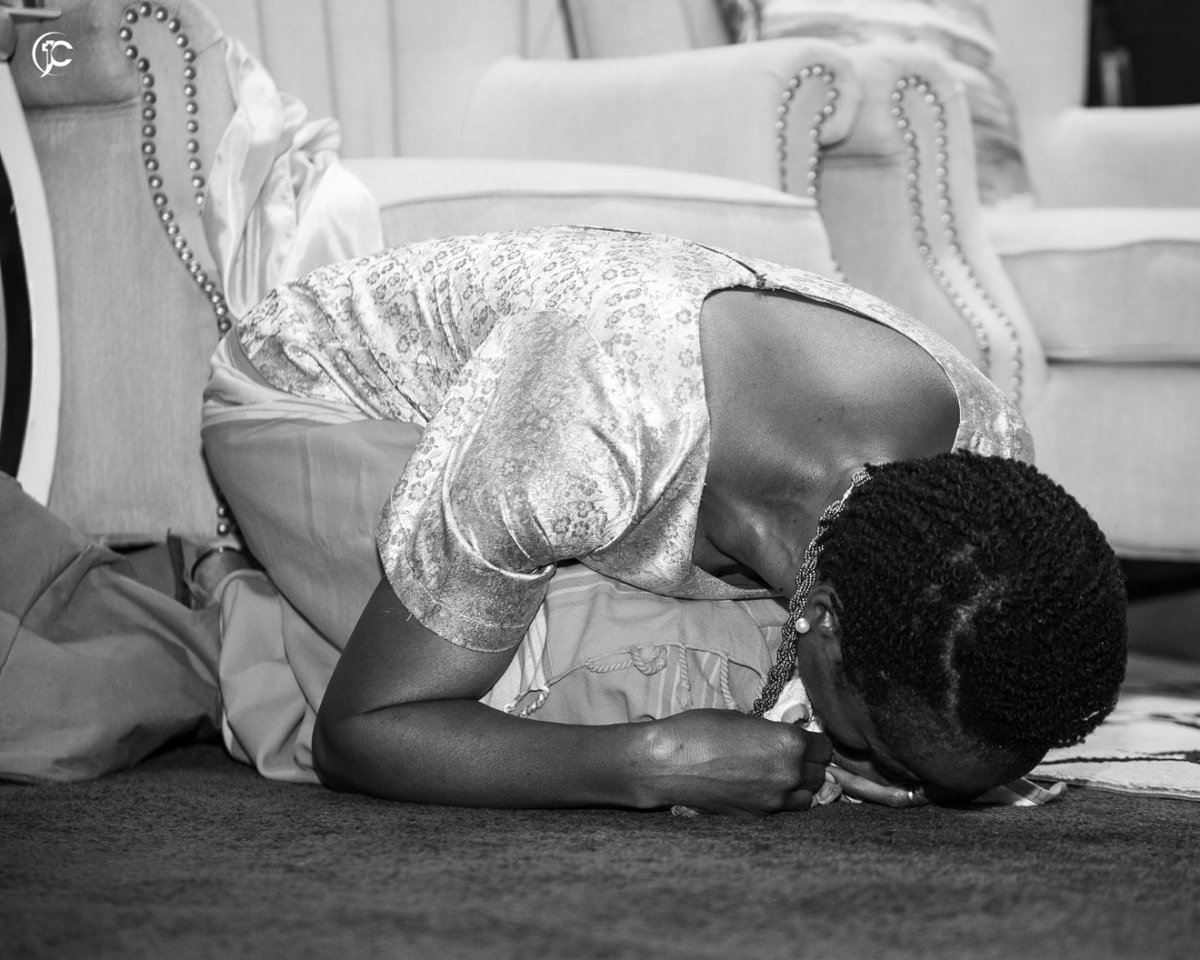 RevKathyKiuna's tweet photo. Nakuabudu Nakuabudu,
Wewe ni chanzo cha uhai wangu,
Nakuabudu Nakuabudu,
Wewe ni chanzo cha uhai wangu,
Nakuinua Nakuinua,
Wewe ni chanzo cha uhai wangu #ThePowerOfSurrender https://t.co/t1GDeAnfKZ
