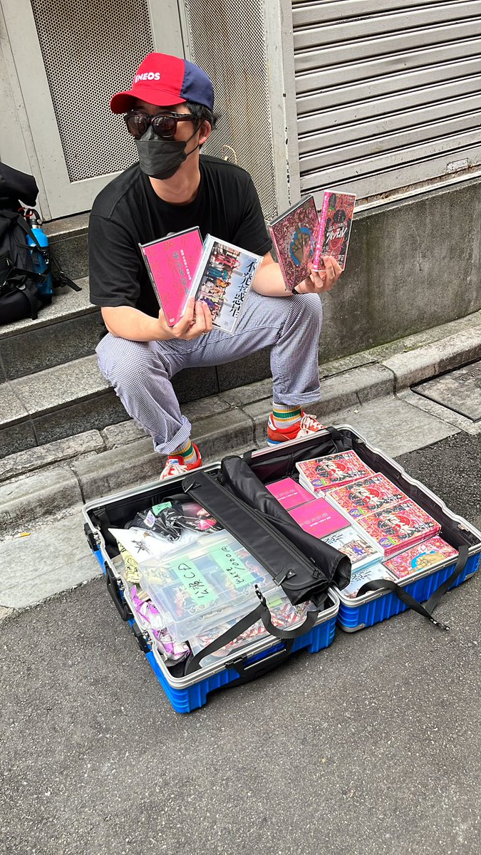 DVD、今はこの4種が有り〼
その他ぐっずも有り〼