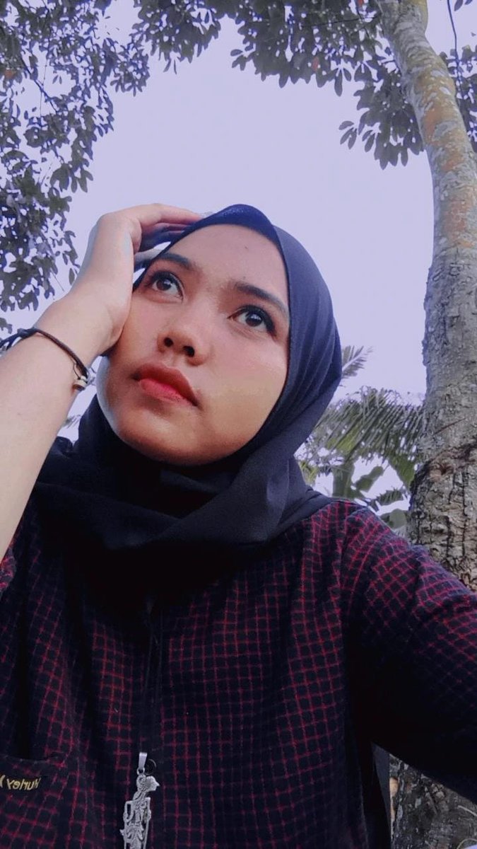 AiroCrott's tweet photo. Mau di kebun apa di rumah. ?😋 https://t.co/3MQJTTEljW