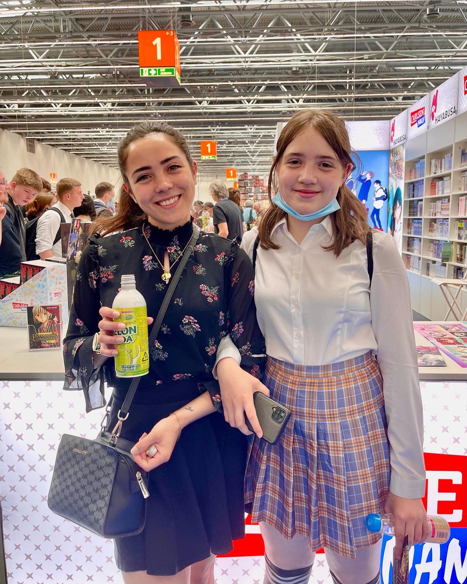 DoKomi's tweet photo. #PeopleOfDoKomi 🎉 Wir wünschen Euch viel Spaß heute auf dem 2. Und letzten Tag der #DoKomi2022!

^___^

🍡DoKomi Expo 2022
🗓 4. - 5. Juni https://t.co/xkrIQNsYa0