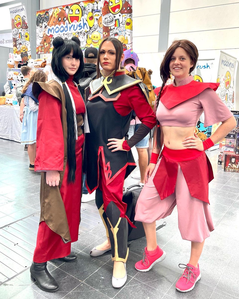 DoKomi's tweet photo. #PeopleOfDoKomi 🎉 Wir wünschen Euch viel Spaß heute auf dem 2. Und letzten Tag der #DoKomi2022!

^___^

🍡DoKomi Expo 2022
🗓 4. - 5. Juni https://t.co/xkrIQNsYa0