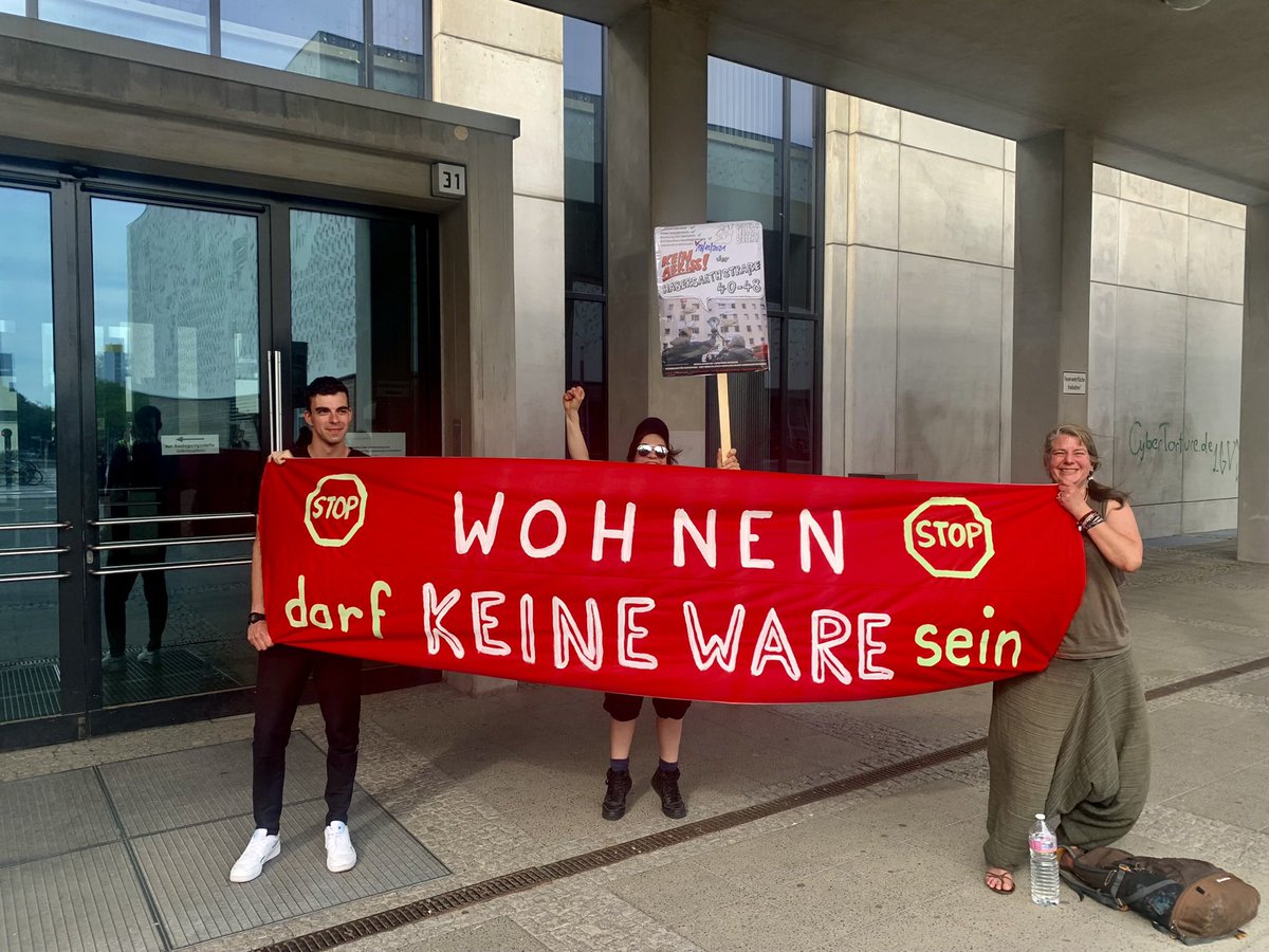 LakenRausBerlin ✊🏘✊🏽 tweet media