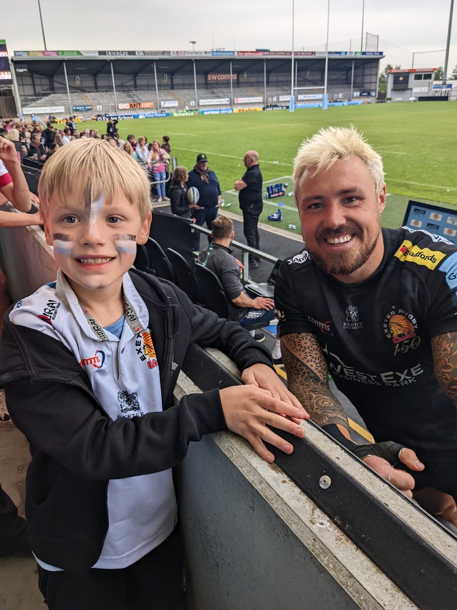 Shezgudge's tweet photo. @nowellsy15 thanks Jack for making my son's day yesterday. You're his favourite player and he will practise being the best winger, just like you! X https://t.co/9bvwnsItTq