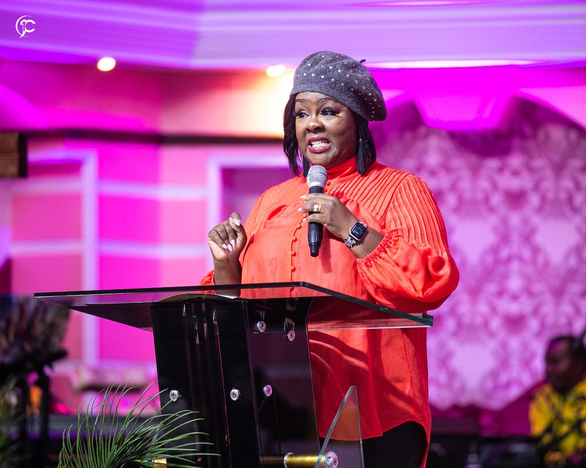RevKathyKiuna's tweet photo. Alone, you cannot overcome sin, it is through Christ that we are able to overcome anything. You have to choose God's way of life for yourself. He wants you to say yes to Him #ThePowerOfSurrender https://t.co/Dl61N4iCis