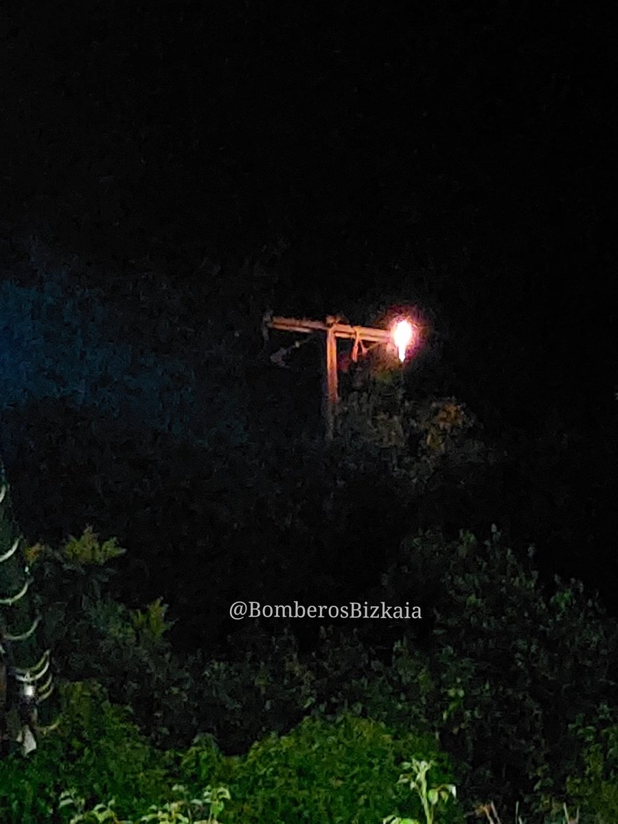 Limpieza de calzada #Trapaga
Incendio de cableado #Sopuerta
Incendio vivienda,…