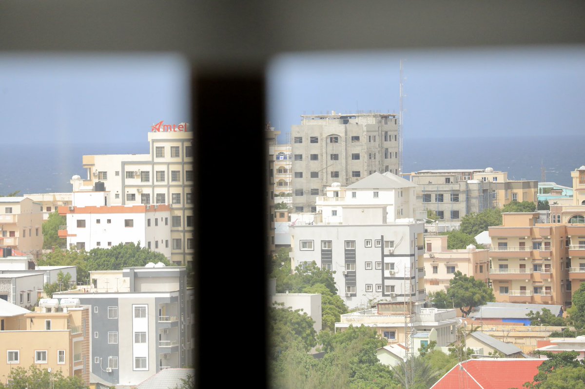 MMBariise's tweet photo. View from @SIMADiLab. Within 5 years, a new Mogadishu would pop up. No doubt!  #Somalia #Development https://t.co/KM5xkg8yq5