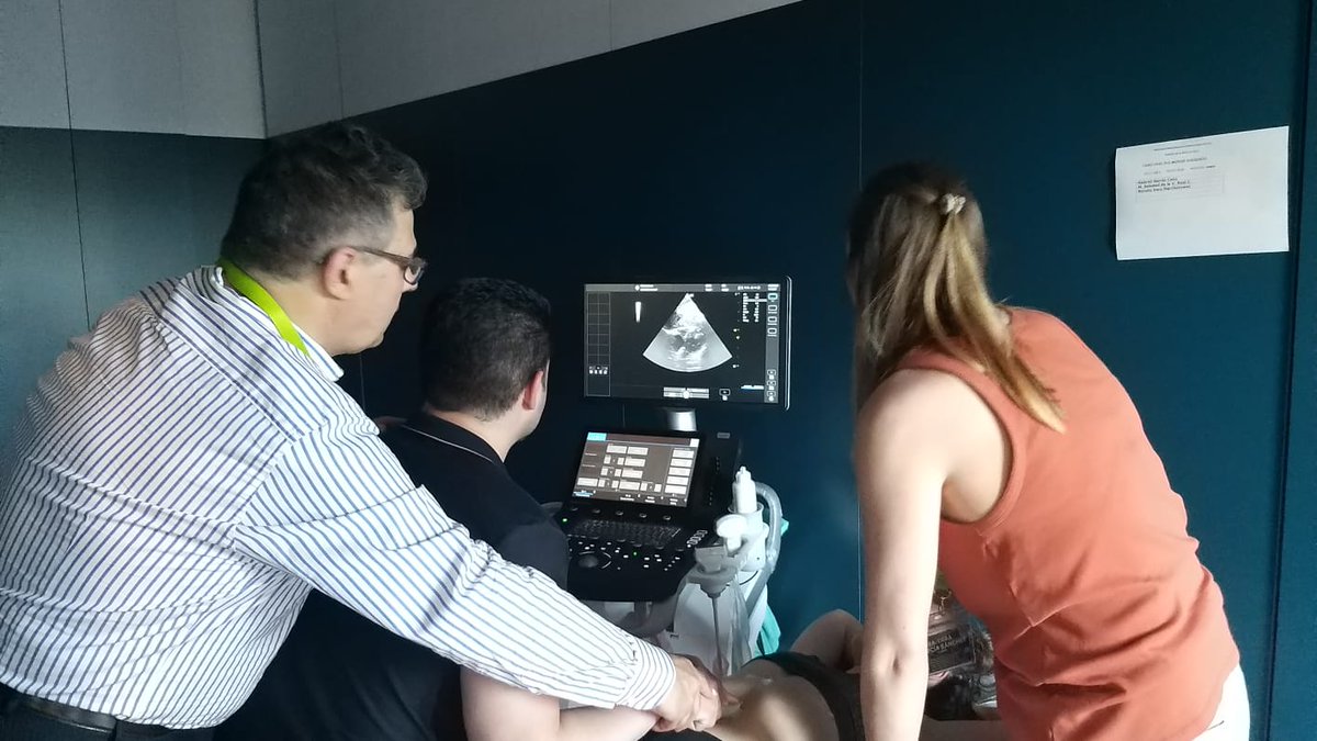 CMSemecor's tweet photo. Hoy os compartimos una imagen de las I Jornadas Internacionales de Ecografía, en las cuales el Dr. Nabor de CM Semecor participó como Director de la actividad y como monitor de practicas. | #formacioncontinuada https://t.co/Z5tvm2zoct