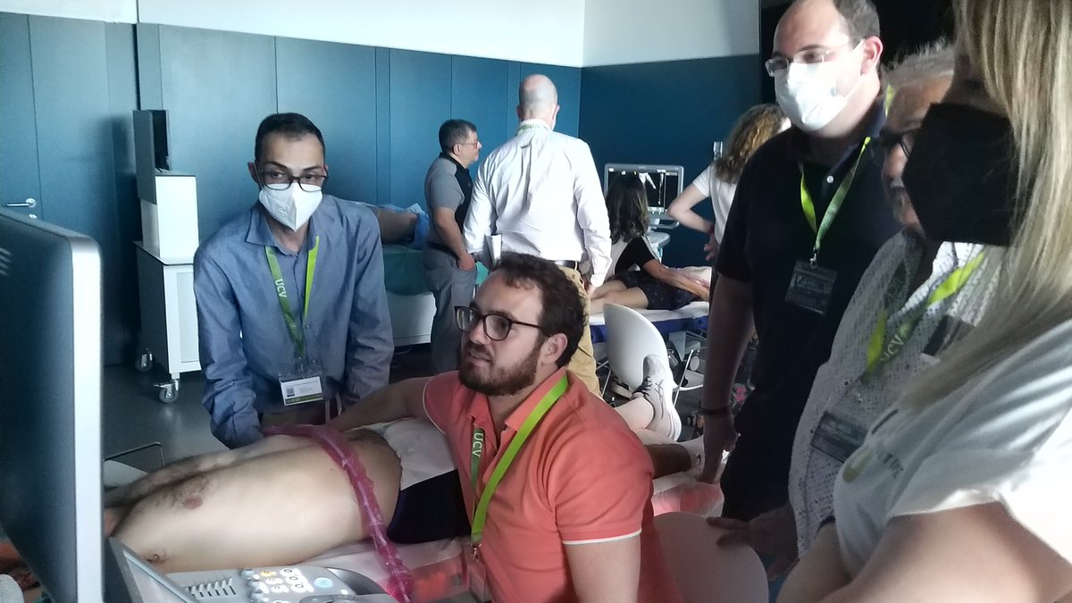 CMSemecor's tweet photo. Os compartimos imagenes de I Jornadas Internacionales de Ecografía, en las cuales los Dres. Bermhams y Nabor de CM Semecor participaron como Monitor y Director de la actividad/Monitor respectivamente. 
En estas jornadas, se han formado en ecografía a más de 160 médicos. https://t.co/xnvzcpj82b