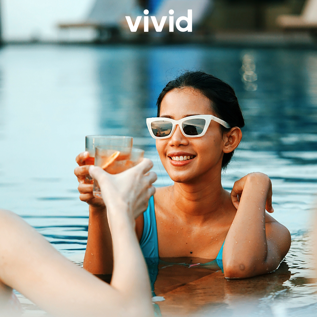 vivid_en's tweet photo. No more waiting to start spending, even on #vacation 🗽🏰🗼Top up your Vivid account instantly! No time wasted and no stress 😎 #BackToTravel #Summer #InstantTopUp #VividTravels #Travelling https://t.co/O61qWG3TwV