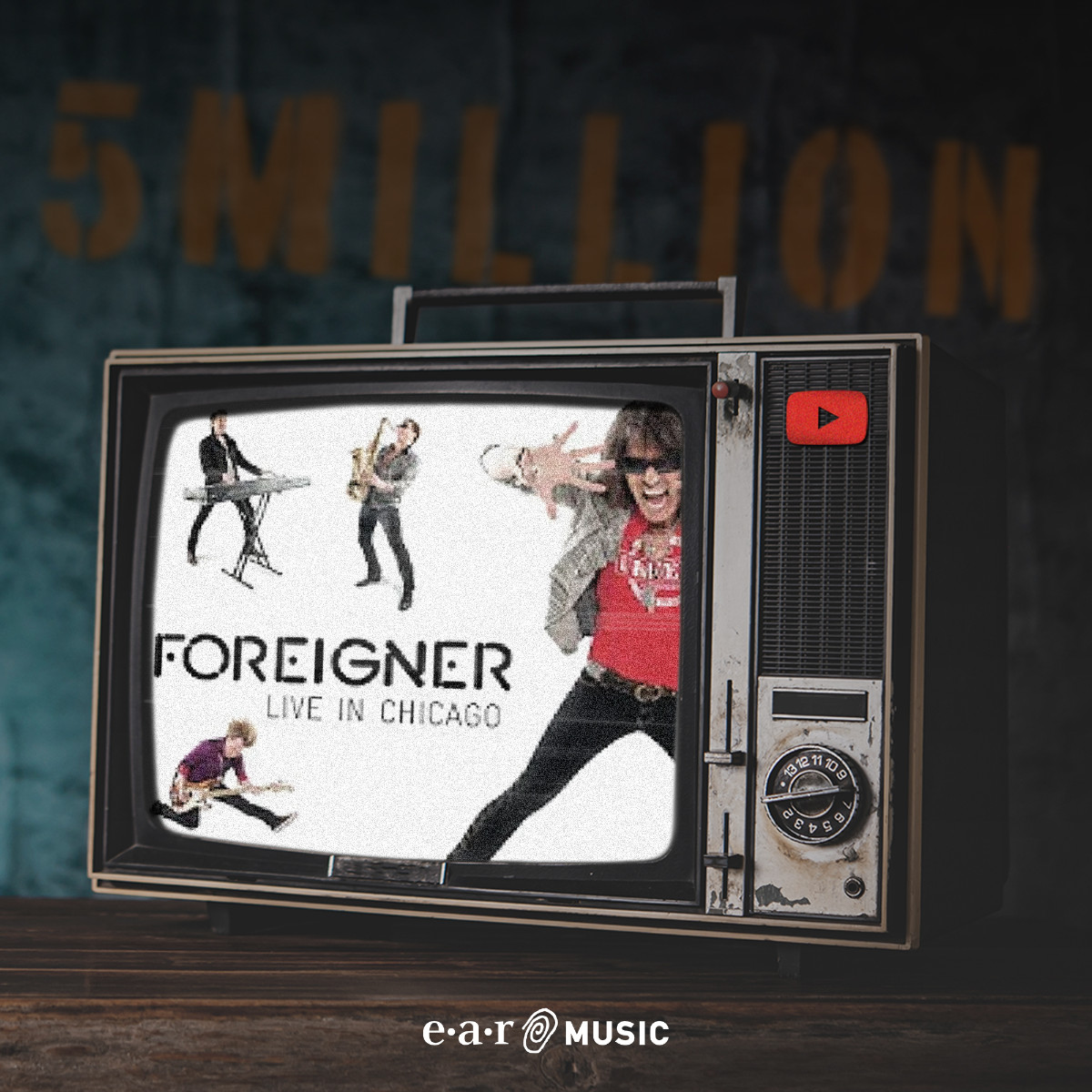 earMUSICedel's tweet photo. 5 Million views and counting for @ForeignerMusic and their video for 'Urgent' taken from the 'Live in Chicago' performance

#foreigner #foreignerband #LiveInChicago #urgent #5millionviews https://t.co/eDjOaVCcGr