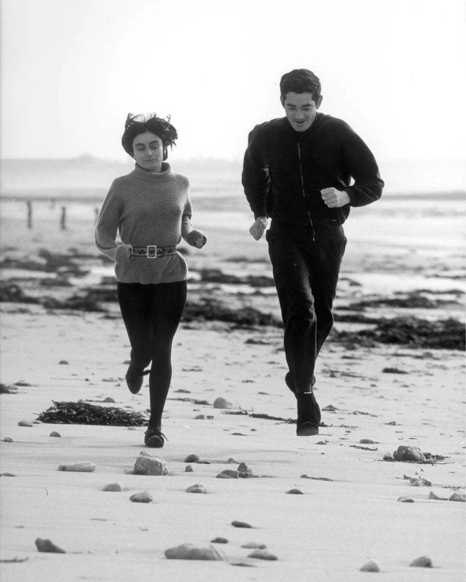 mubi's tweet photo. Jacques Demy and Agnès Varda by Pierre Boulat, 1965. #bornthisday https://t.co/xLO0Ud5E67