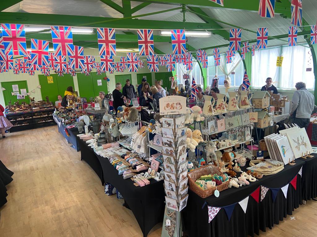 PeakFairs's tweet photo. Today is the last day of our Platinum Jubilee Fair. Pop down to see us open until 4.30 today https://t.co/omvKAFJbNS